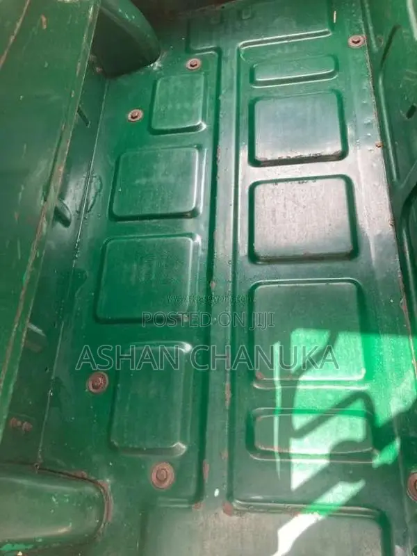 Bajaj 4 Stroke 2015 Three Wheel (Used)