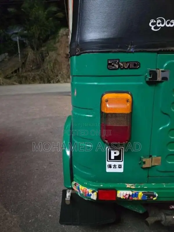 Bajaj 4 Stroke 2009 Three Wheel (Used)