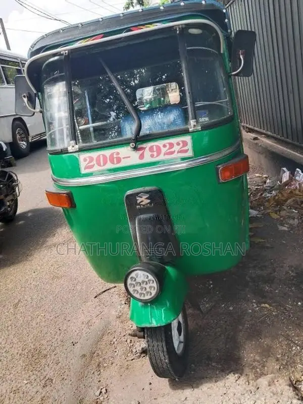 Bajaj RE 1999 Three Wheel (Used)