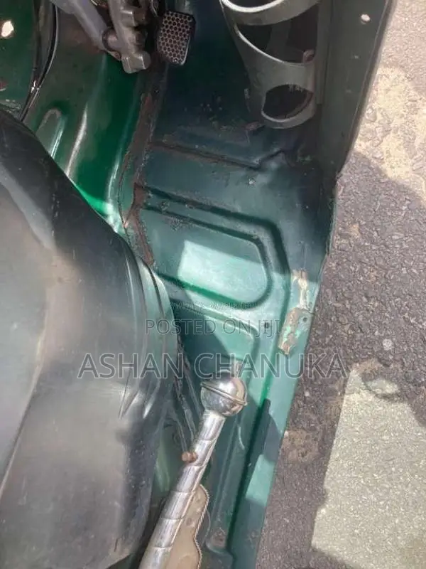 Bajaj 4 Stroke 2015 Three Wheel (Used)