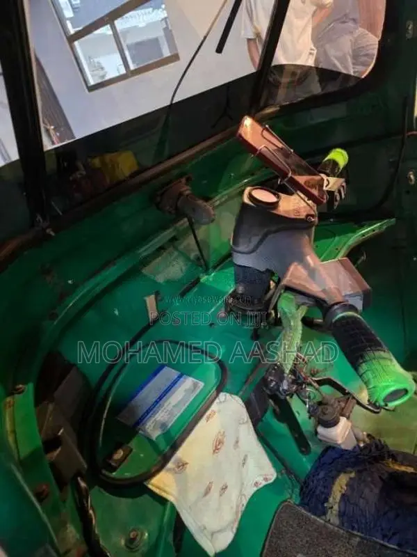 Bajaj 4 Stroke 2009 Three Wheel (Used)