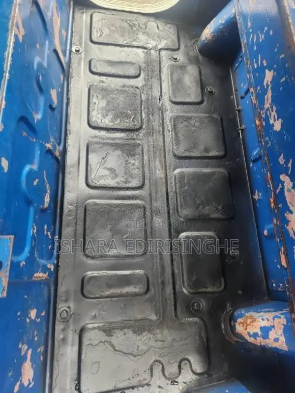Bajaj 4 stroke 2015 Three Wheel (Used)