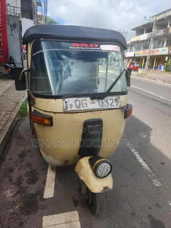 Bajaj 2 stroke 2006 Three Wheel (Used)