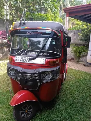 Bajaj 4 stroke 2016 Three Wheel (Used)