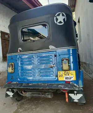 Bajaj 4 stroke 2009 Three Wheel (Used)