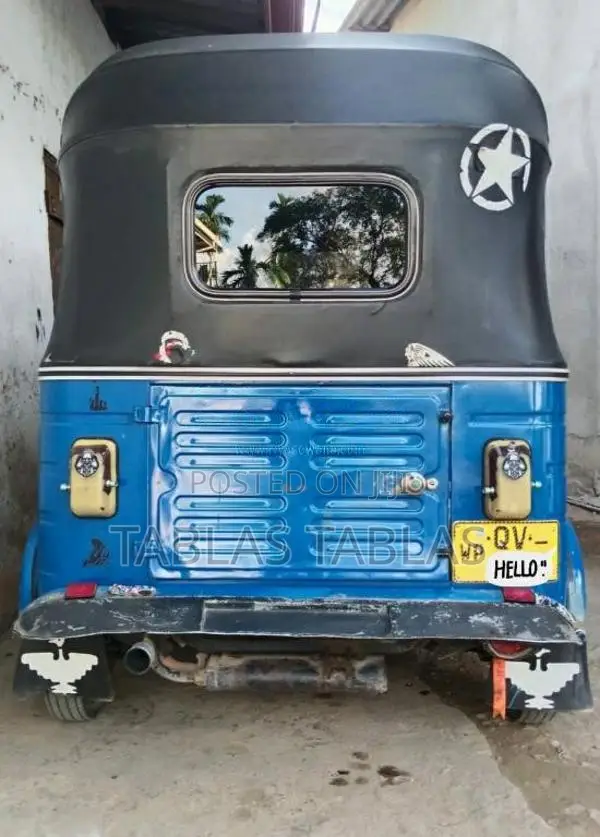 Bajaj 4 stroke 2009 Three Wheel (Used)