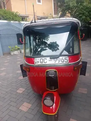 Bajaj 2 Stroke 2005 Three Wheel (Used)