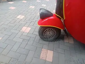 Bajaj 2 Stroke 2005 Three Wheel (Used)