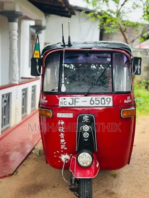 Bajaj RE 2004 Three Wheel (Used)