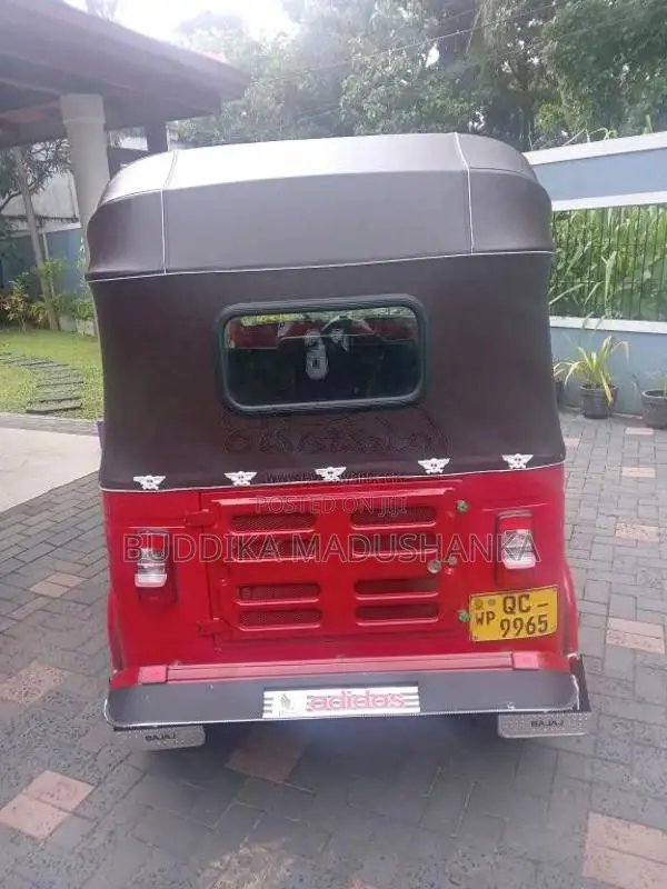 Bajaj 2 Stroke 2005 Three Wheel (Used)