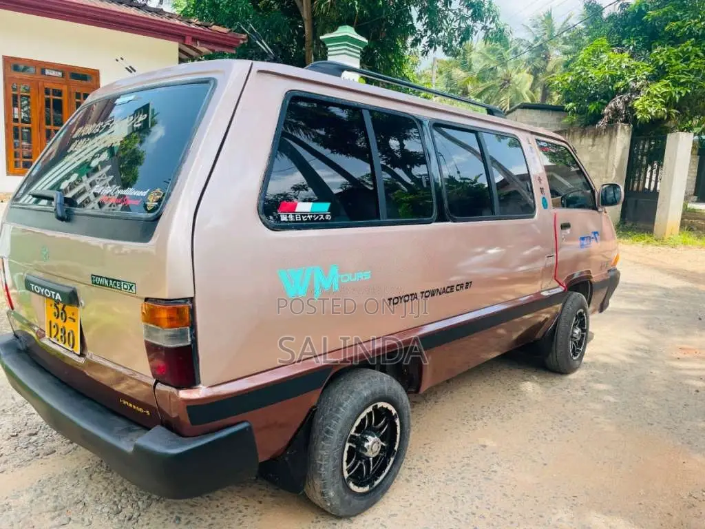 Toyota TownAce 1990 Van (Used)