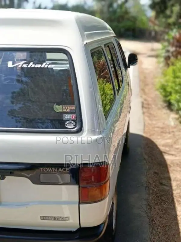 Toyota TownAce 1996 Van (Used)
