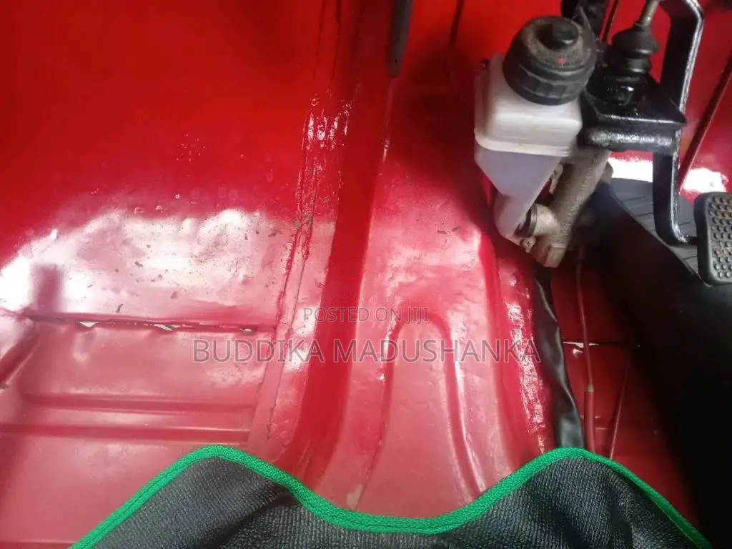Bajaj 2 Stroke 2005 Three Wheel (Used)