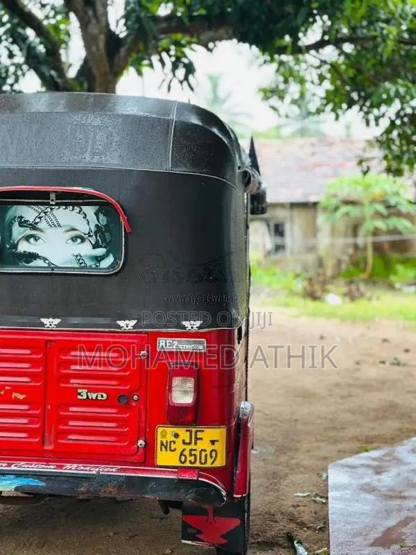 Bajaj RE 2004 Three Wheel (Used)