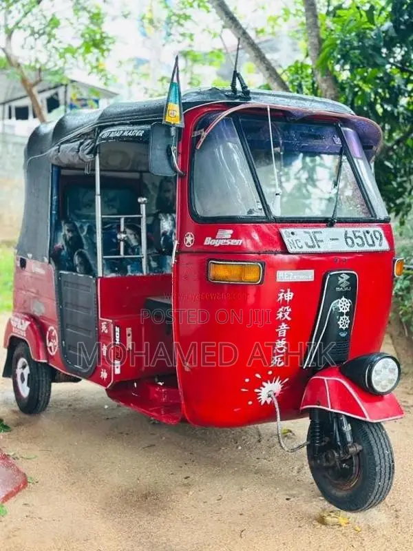 Bajaj RE 2004 Three Wheel (Used)