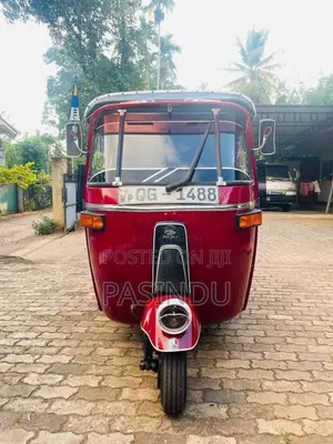 Bajaj 2 Stroke 2006 Three Wheel (Used)