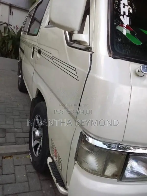 Nissan TD27 2002 Van (Used)