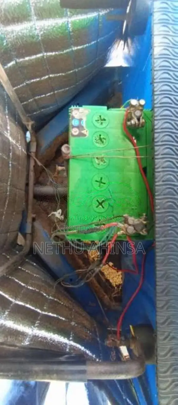 Bajaj 2 Stroke 1994 Three Wheel (Used)