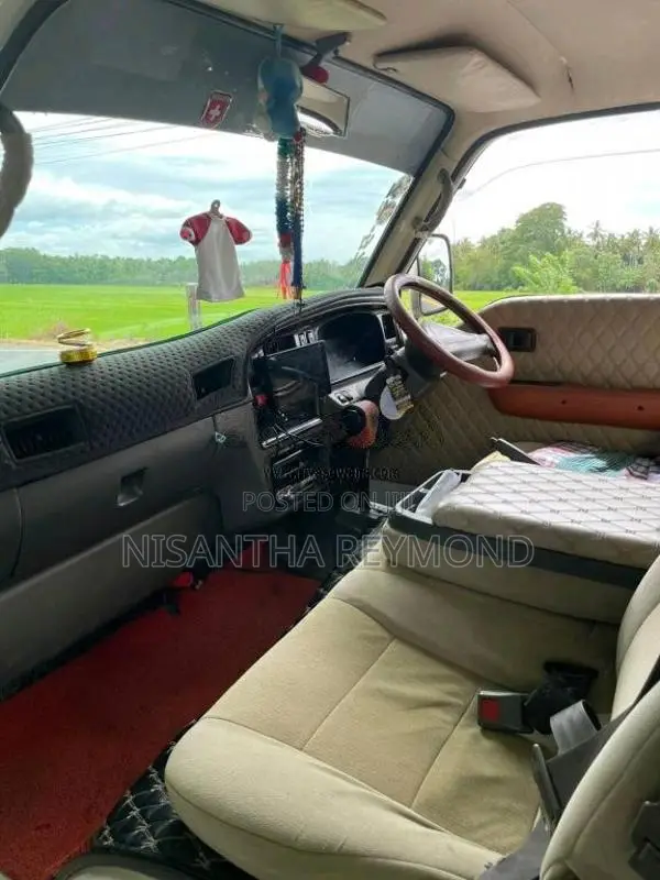 Nissan TD27 2002 Van (Used)
