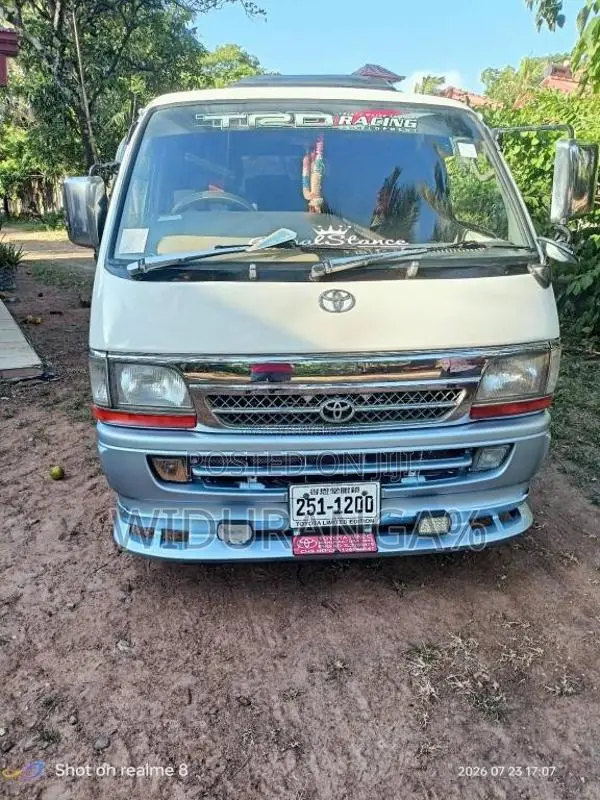 Toyota LH113 1994 Van (Used)