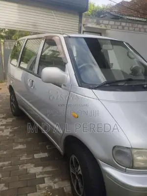 Nissan Serena 1998 Van (Used)