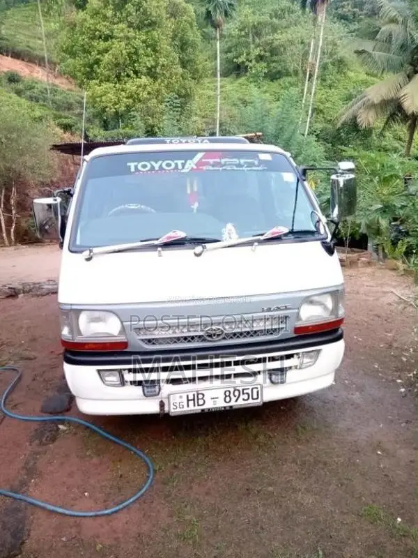 Toyota HIACE 2003 Van (Used)