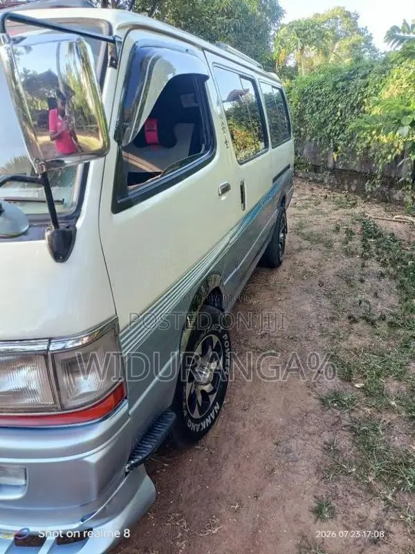 Toyota LH113 1994 Van (Used)