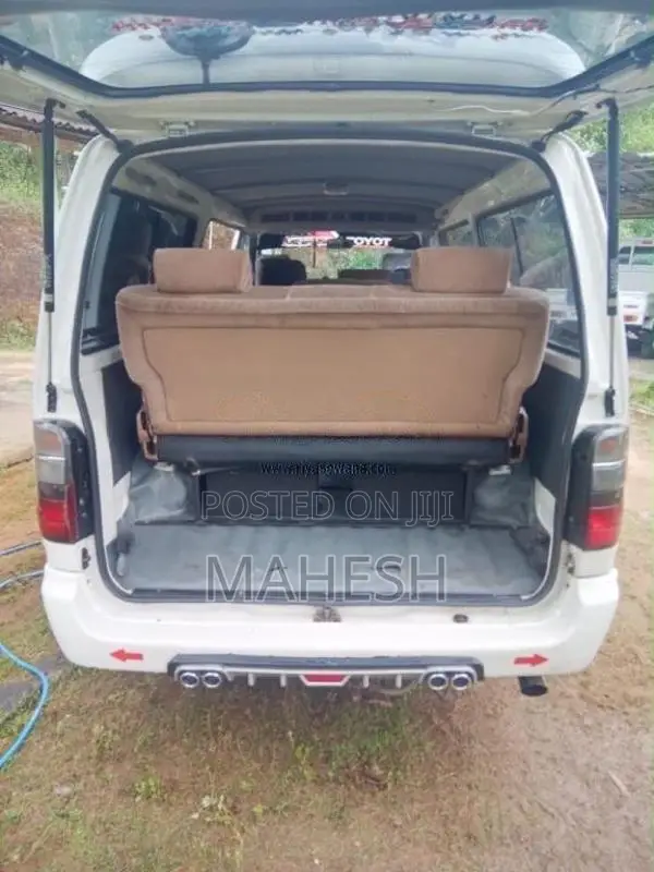 Toyota HIACE 2003 Van (Used)