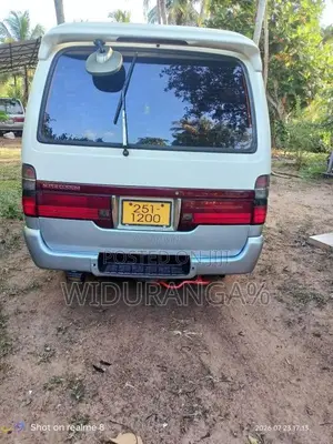 Toyota LH113 1994 Van (Used)