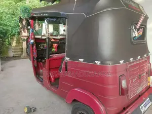 Bajaj 4 stroke 2015 Three Wheel (Used)