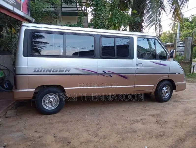Tata Winger 2011 Van (Used)