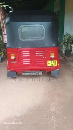Bajaj 4 Stroke 2012 Three Wheel (Used)