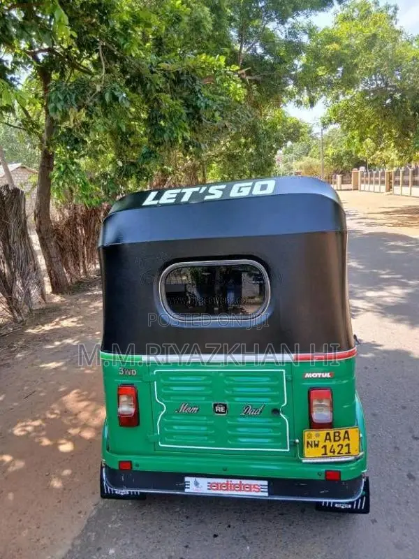 Bajaj RE 2015 Three Wheel (Used)