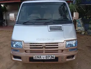 Tata Winger 2011 Van (Used)