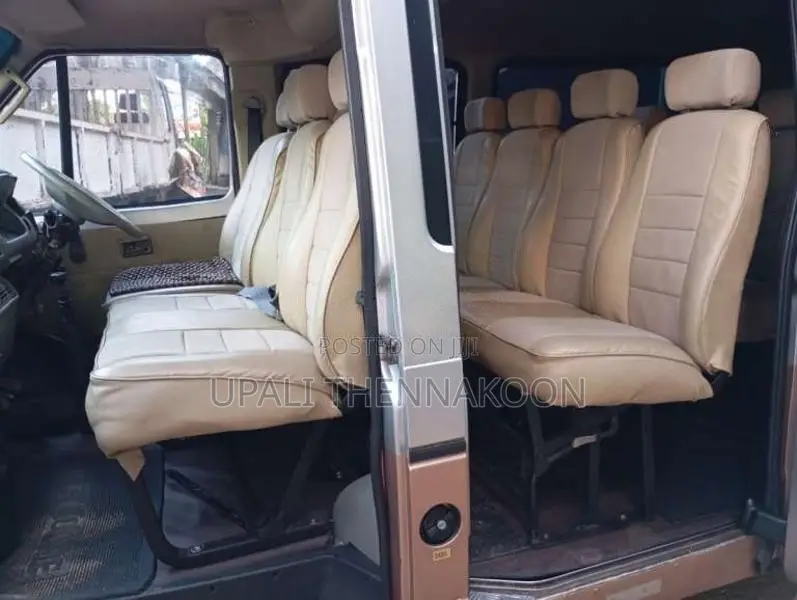 Tata Winger 2011 Van (Used)