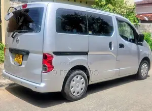 Nissan NV200 2013 Van (Used)