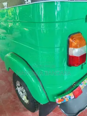 Bajaj 4 Stroke 2008 Three Wheel (Used)