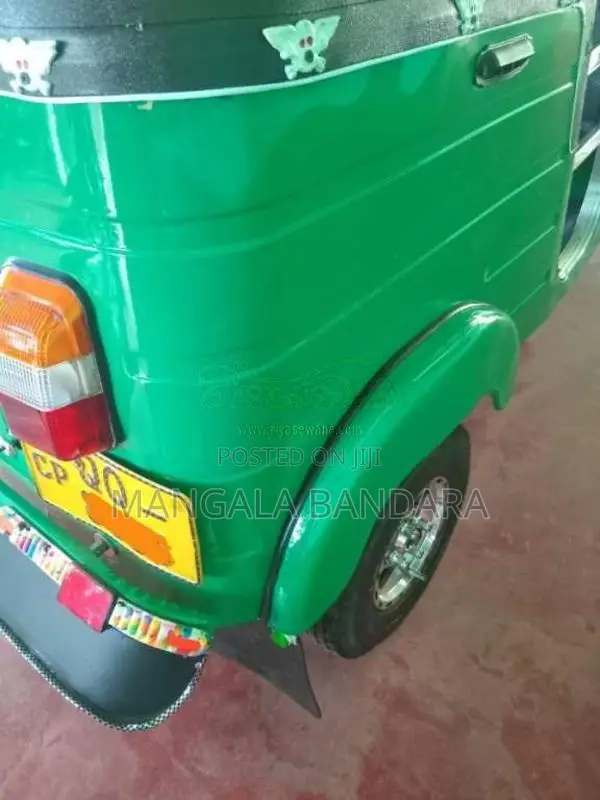 Bajaj 4 Stroke 2008 Three Wheel (Used)