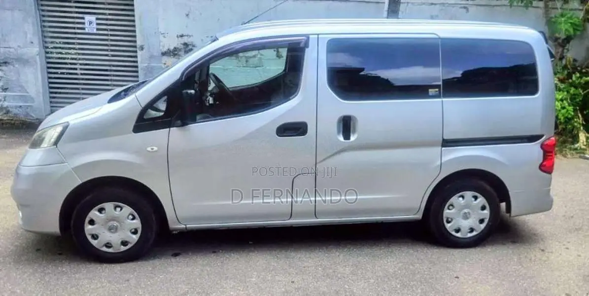 Nissan NV200 2013 Van (Used)