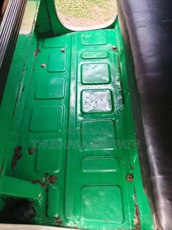 Bajaj 2 Stroke 1998 Three Wheel (Used)