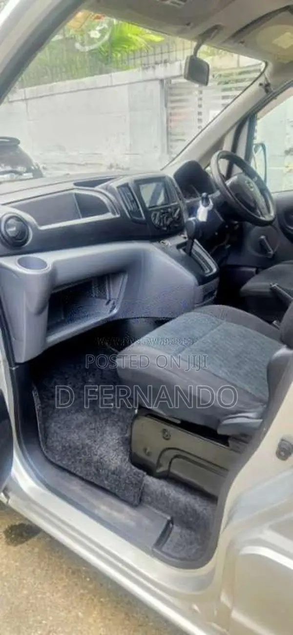 Nissan NV200 2013 Van (Used)