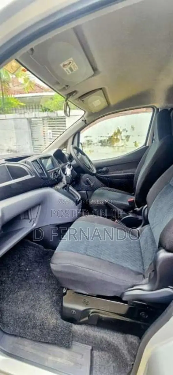 Nissan NV200 2013 Van (Used)