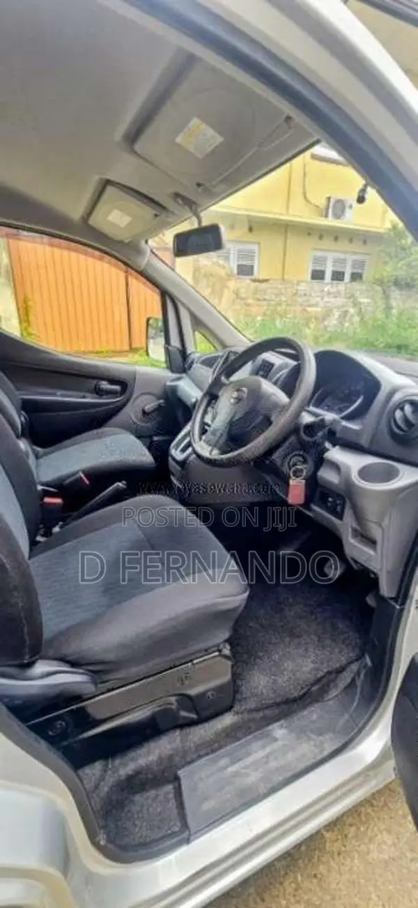 Nissan NV200 2013 Van (Used)