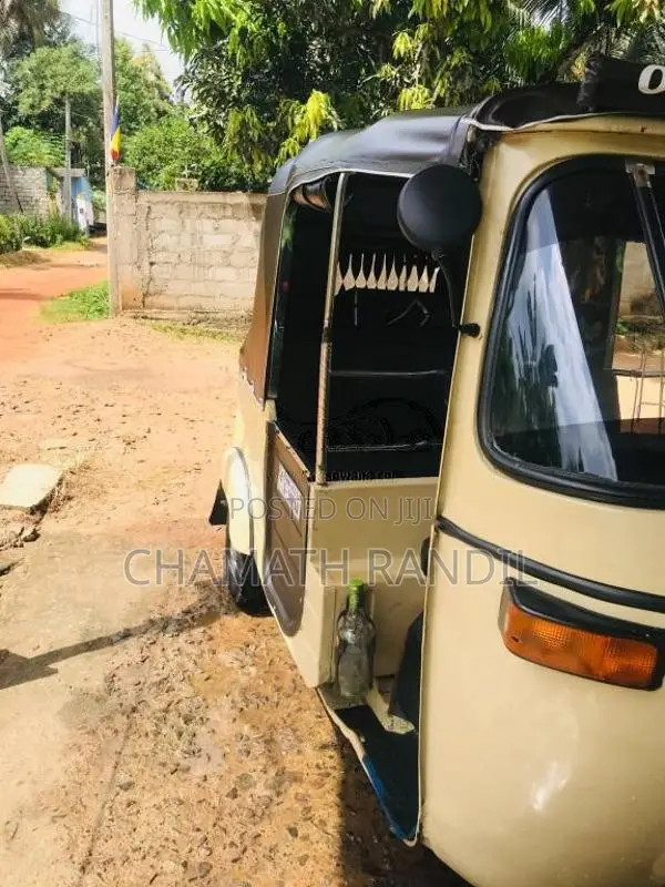 Bajaj 2 Stroke 1995 Three Wheel (Used)