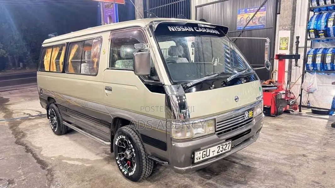 Nissan Caravan 1997 Van (Used)