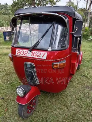 Bajaj 2 Stroke 1995 Three Wheel (Used)