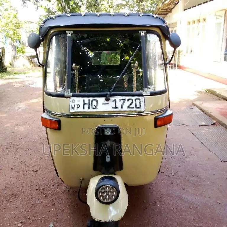 Bajaj 2 Stroke 2003 Three Wheel (Used)
