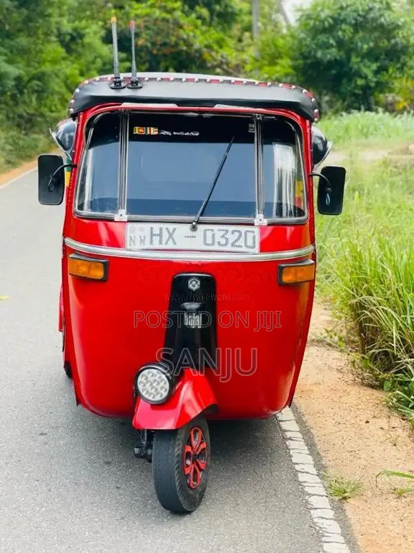 Bajaj RE 2004 Three Wheel (Used)