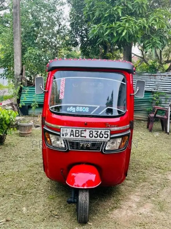 TVS King 2015 Three Wheel (Used)