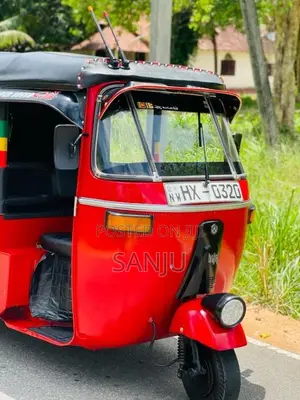 Bajaj RE 2004 Three Wheel (Used)
